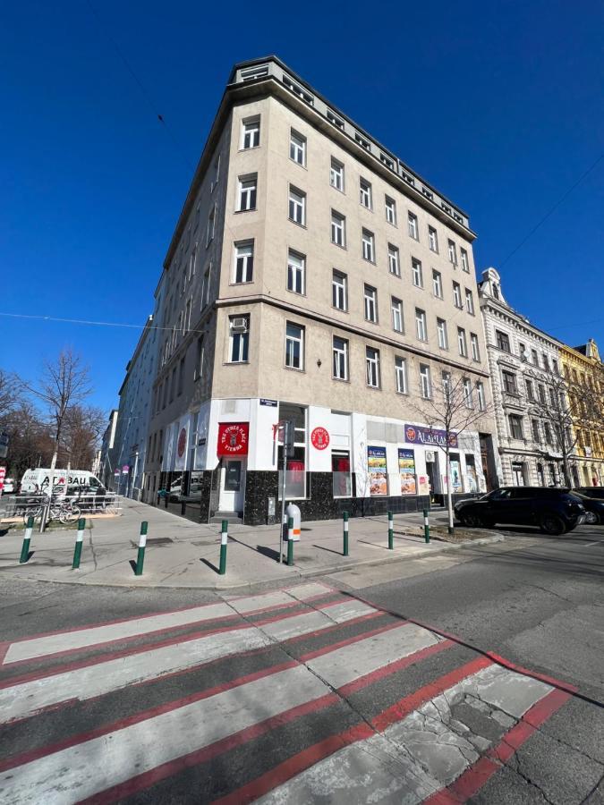 Delightful 1 Bedroom Near Schoenbrunn And Westbahnhof With Big Porch 维也纳 外观 照片